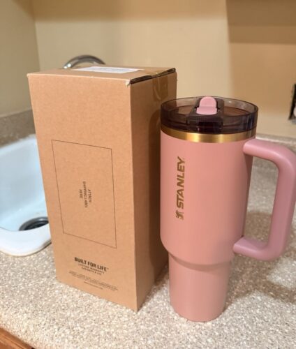 Stanley The Quencher® ProTour Flip Straw Tumbler 40 OZ | Antique Pink photo review
