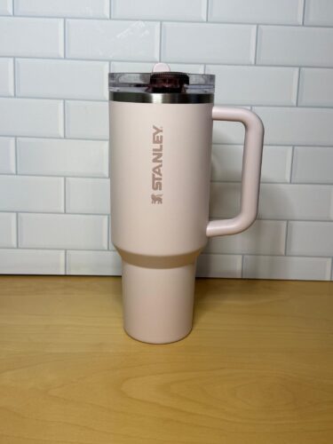 Stanley The Quencher® ProTour Flip Straw Tumbler 40 OZ | Rose quartz photo review